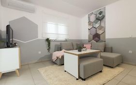 Jela Apartments